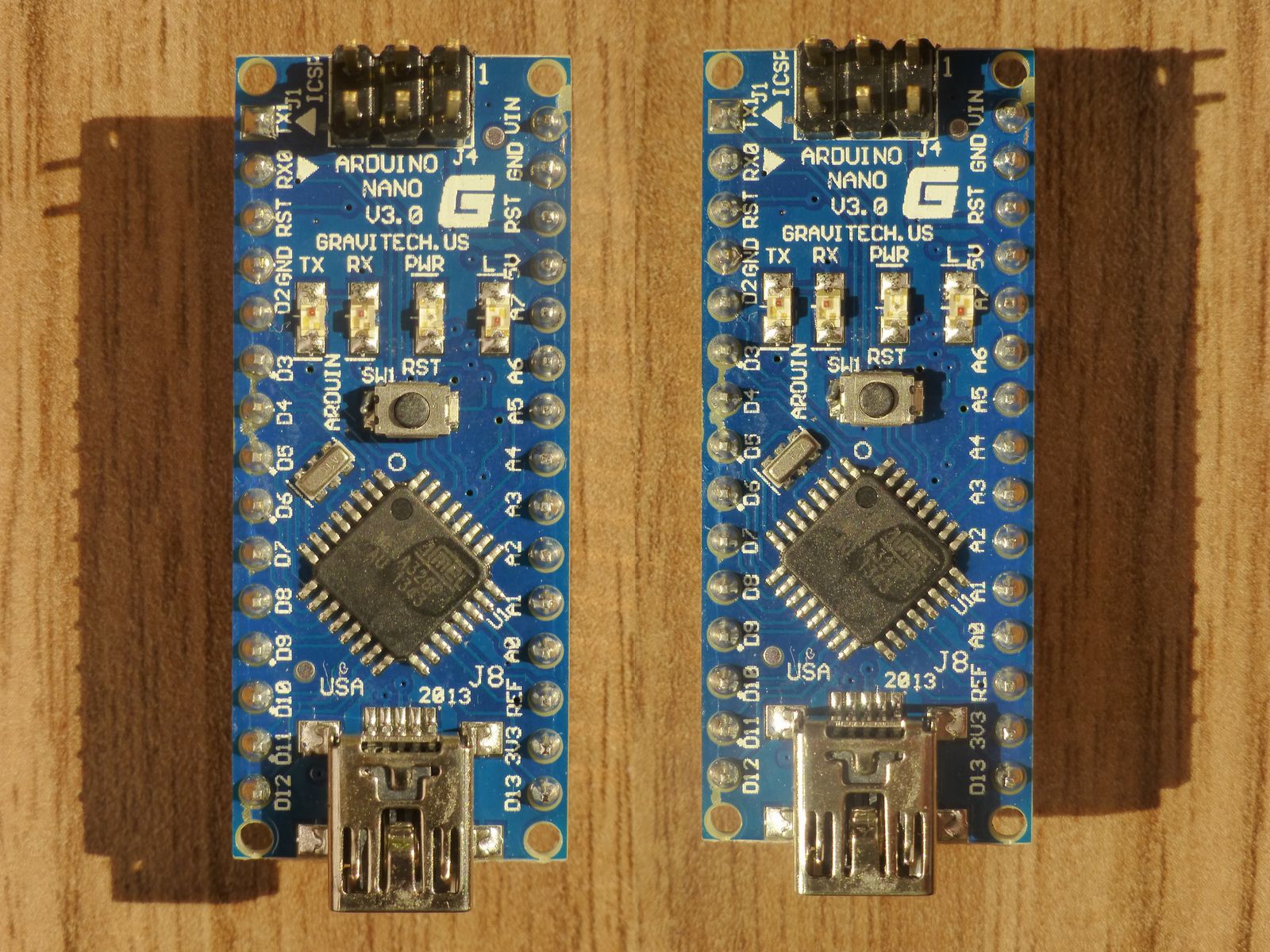 Две платы Arduino Nano V3.0 на ATmega328P, вид сверху